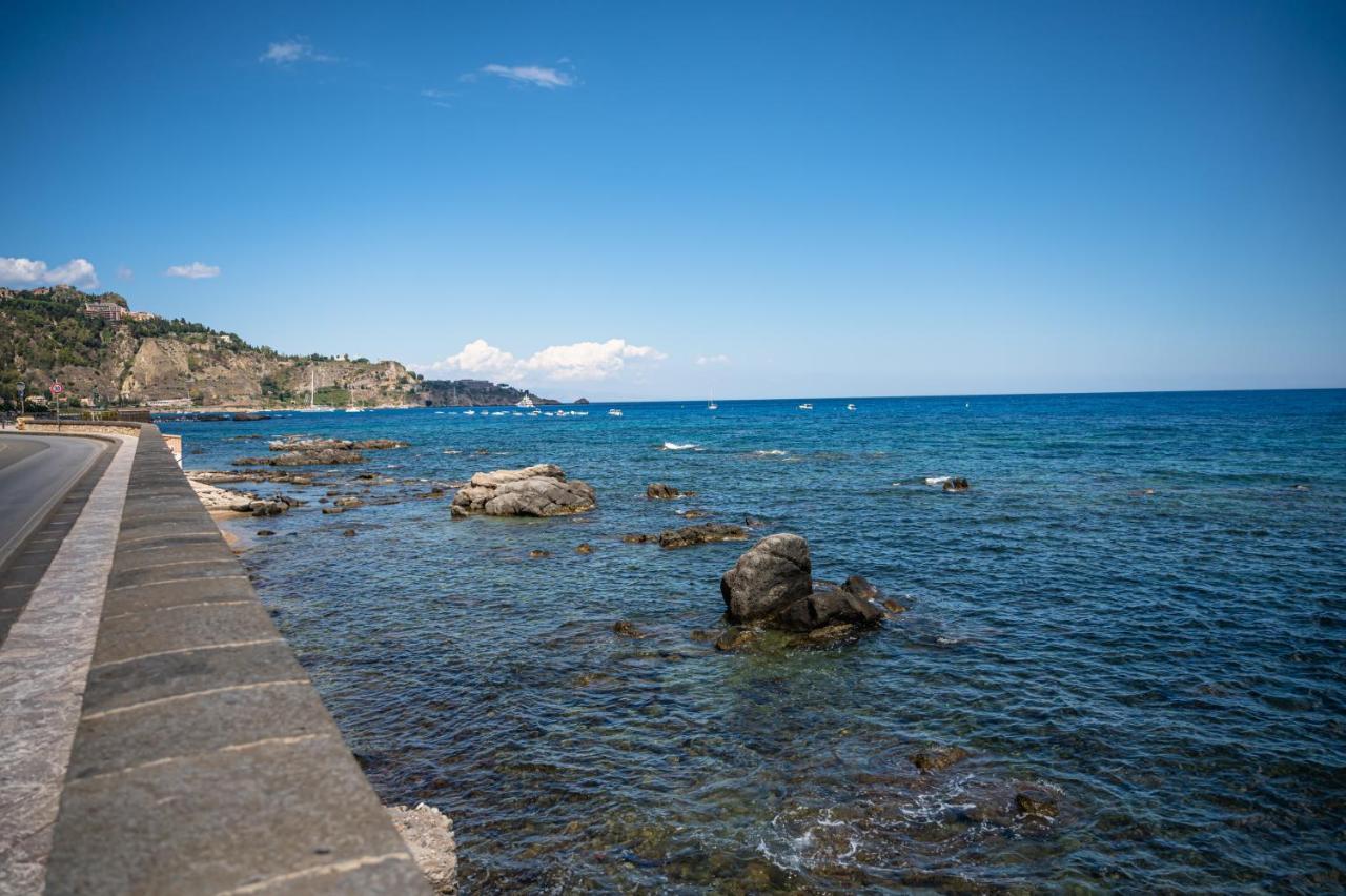 La Casetta Azzurra Naxos Villa Giardini-Naxos Exterior foto